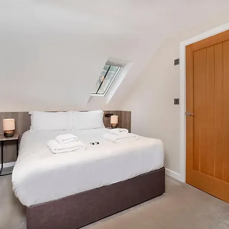 - Monkbar Mews Apartament York