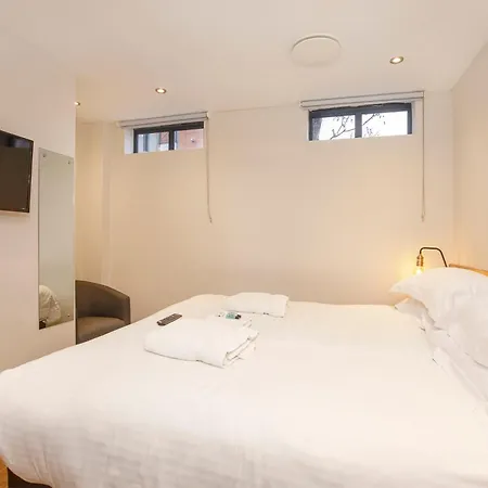 Apartament - Monkbar Mews