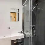 - Monkbar Mews Apartment *