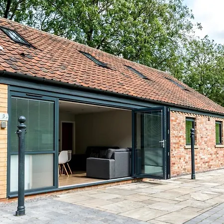 - Monkbar Mews Apartman